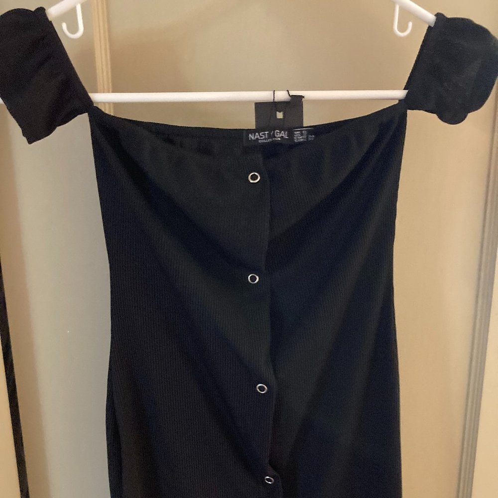 Off-shoulder Snap-down Black Midi Dress